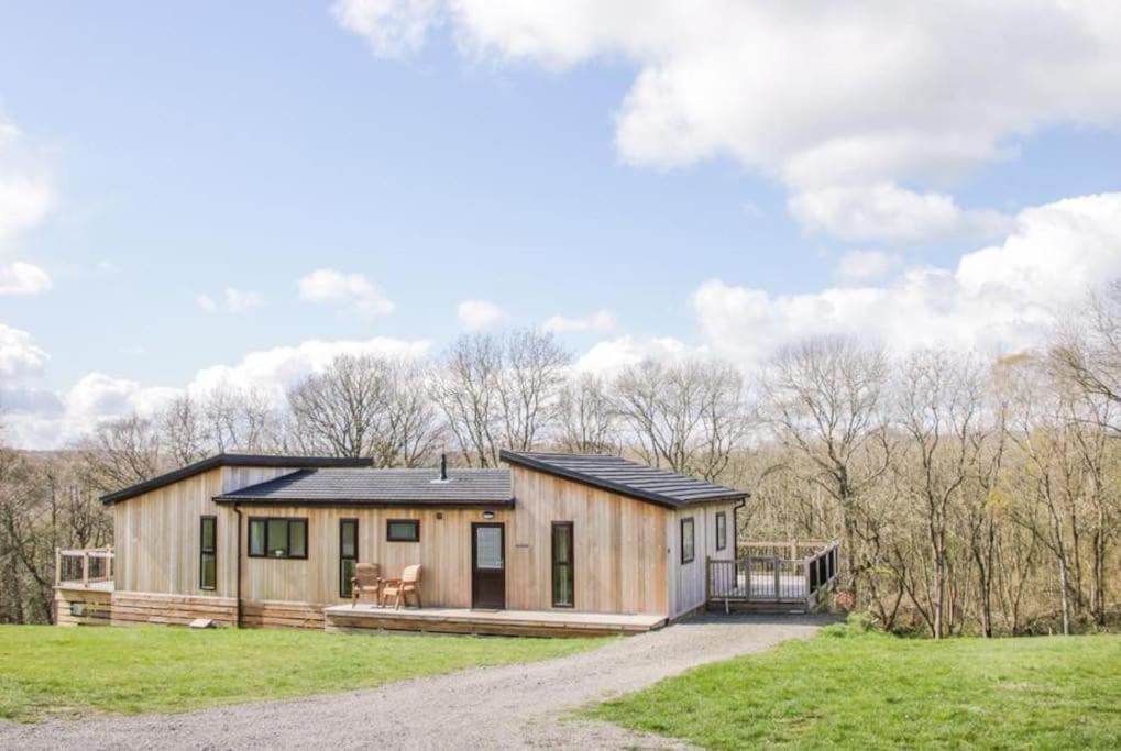 Fabulous Detached Lodge With Hot Tub Two Nights Minimum Stay Bridgnorth Extérieur photo